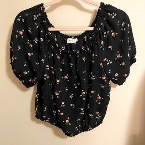 Floral Off the Shoulder Cropped Blouse